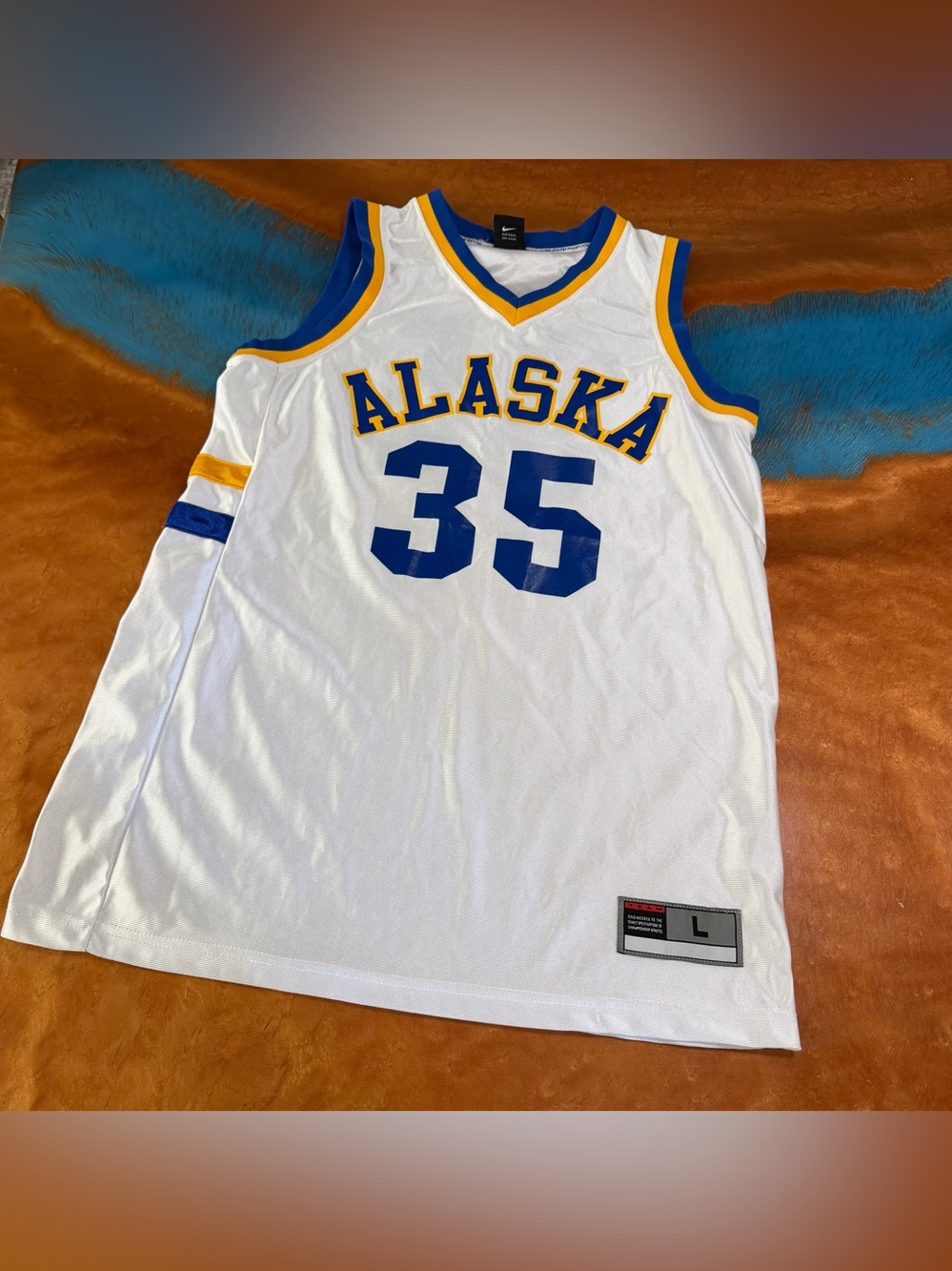 Vintage Nike Team UAF Alaska Nanooks Basketball Jersey #35 USA Made Size L Y2K